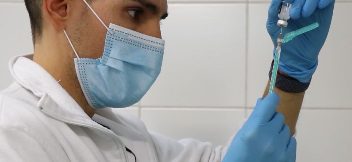 La Comunidad Valenciana supera las 100.000 personas inmunizadas_6036c0532da95.jpeg