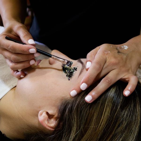 ESTÉTICA AMPARO ZAPLANA MARCOS