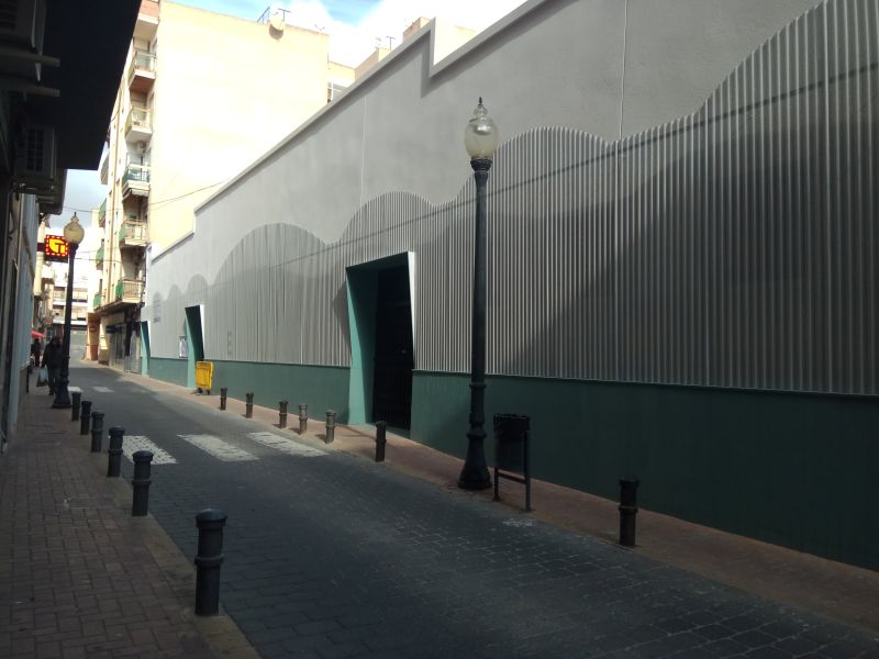 MANUEL LEÓN – MERCADO DE ABASTOS